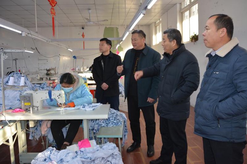 女装批发：时尚潮流中的新兴商机